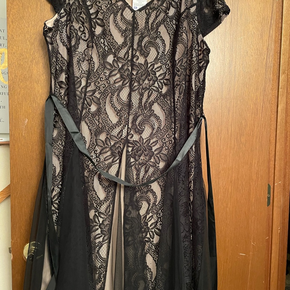 Lacey Black/Nude Dress